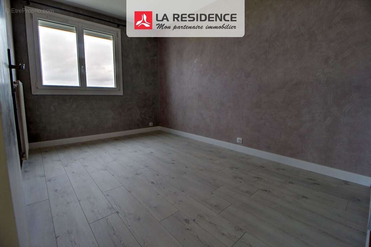 Appartement 71 m² à Plaisir  - photo 5