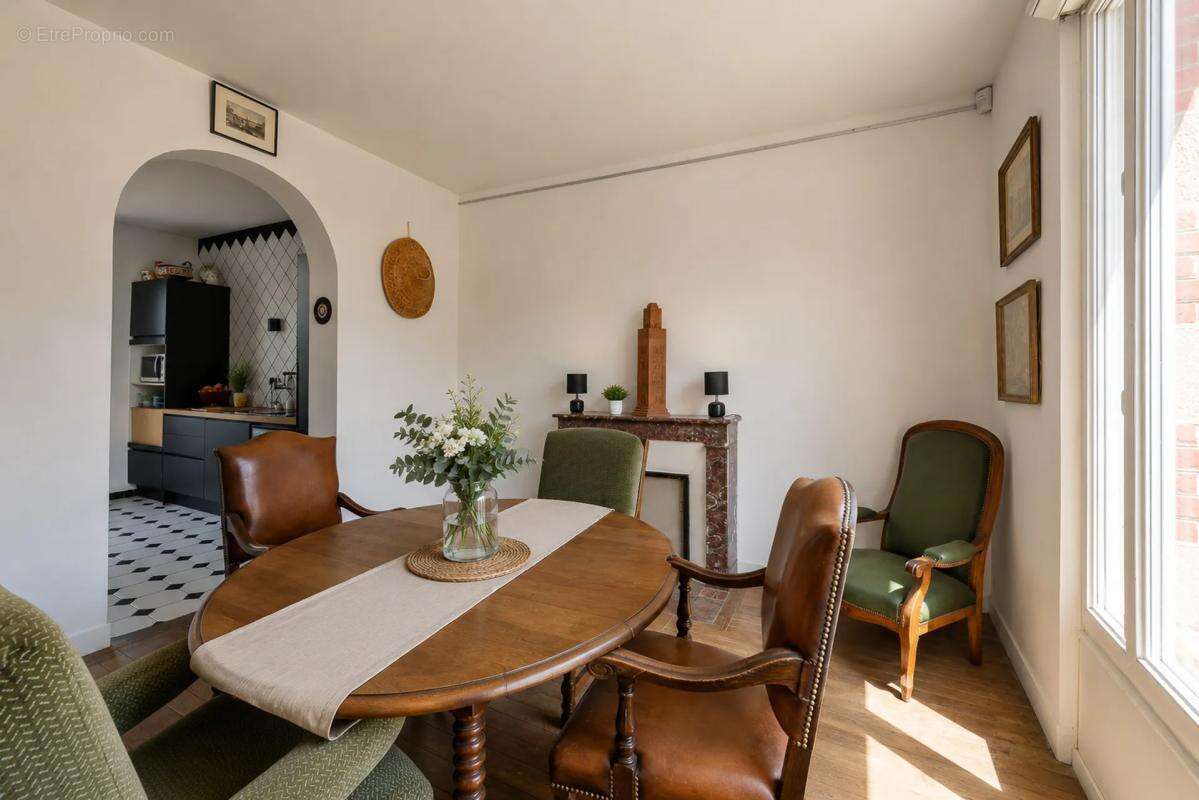 Maison de 7 pièces de 185 m² à Montmirail - photo 4