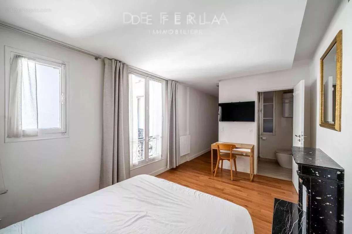 Appartement à PARIS-7E