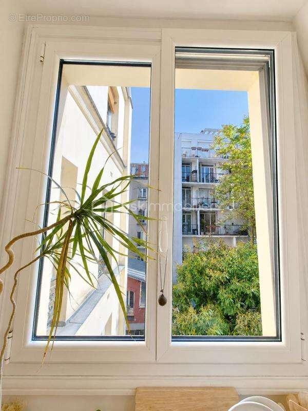 Appartement à PARIS-11E