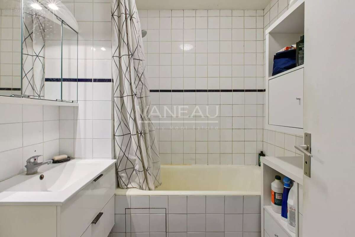 Appartement à PARIS-19E
