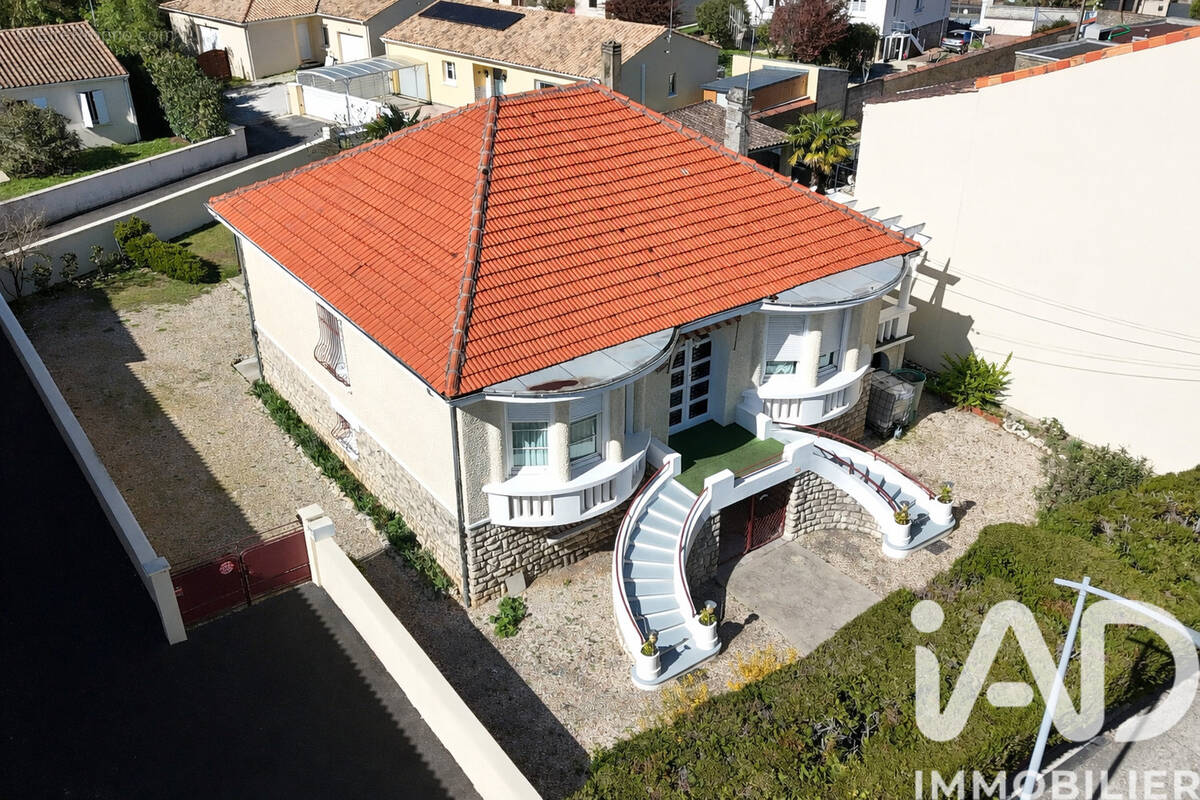 Photo 1 - Maison à ANGOULEME