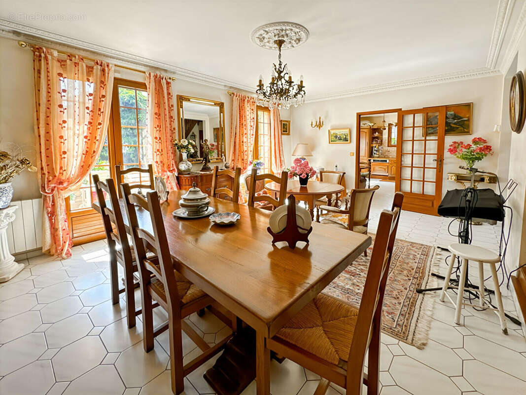 Maison 148m² à ballainvilliers - photo 2