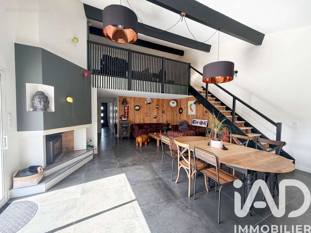 Photo 2 - Maison à PERIGNY