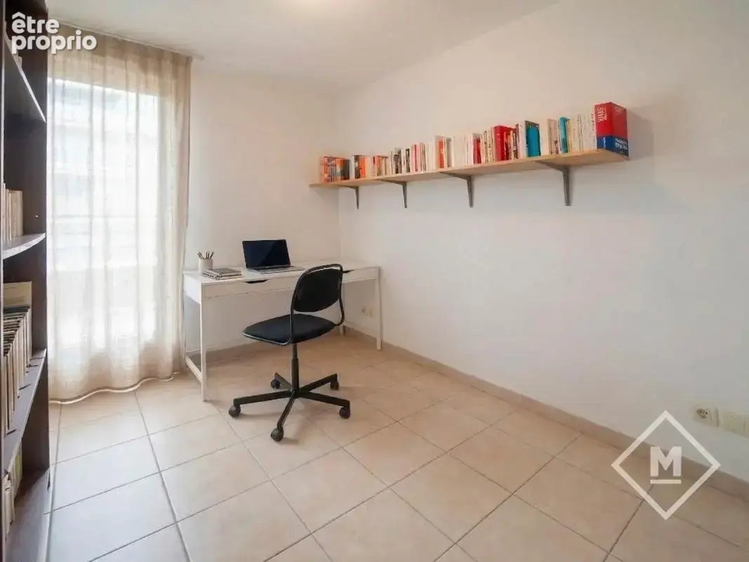 Appartement T3 terrasse, lumineux, vue dégagée à Marseille 10ème (Cap Est) - photo 6
