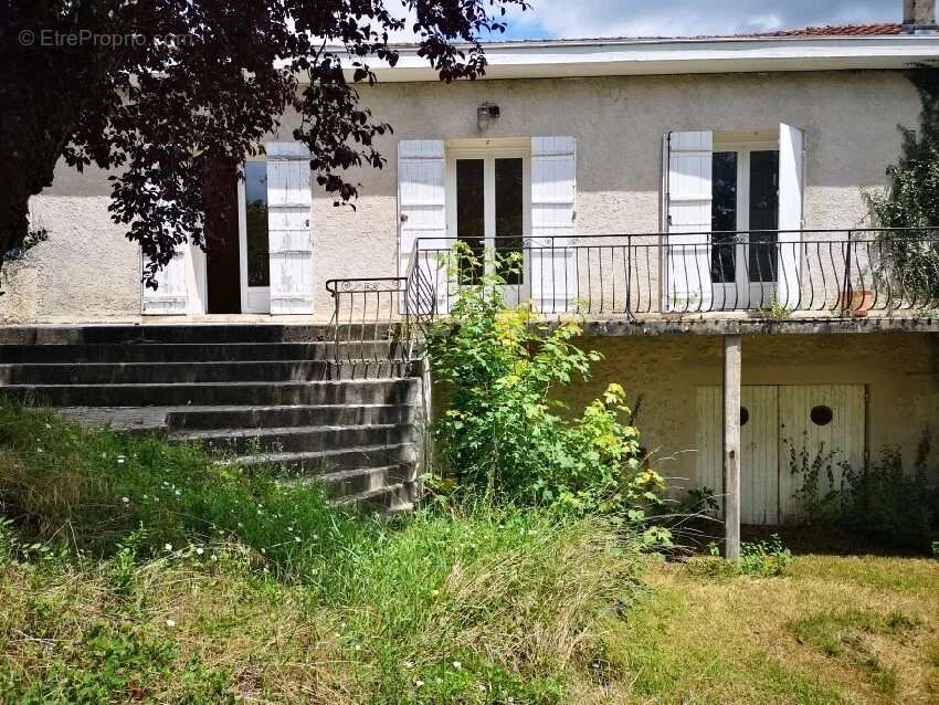 Maison à MARSAC-SUR-L&#039;ISLE