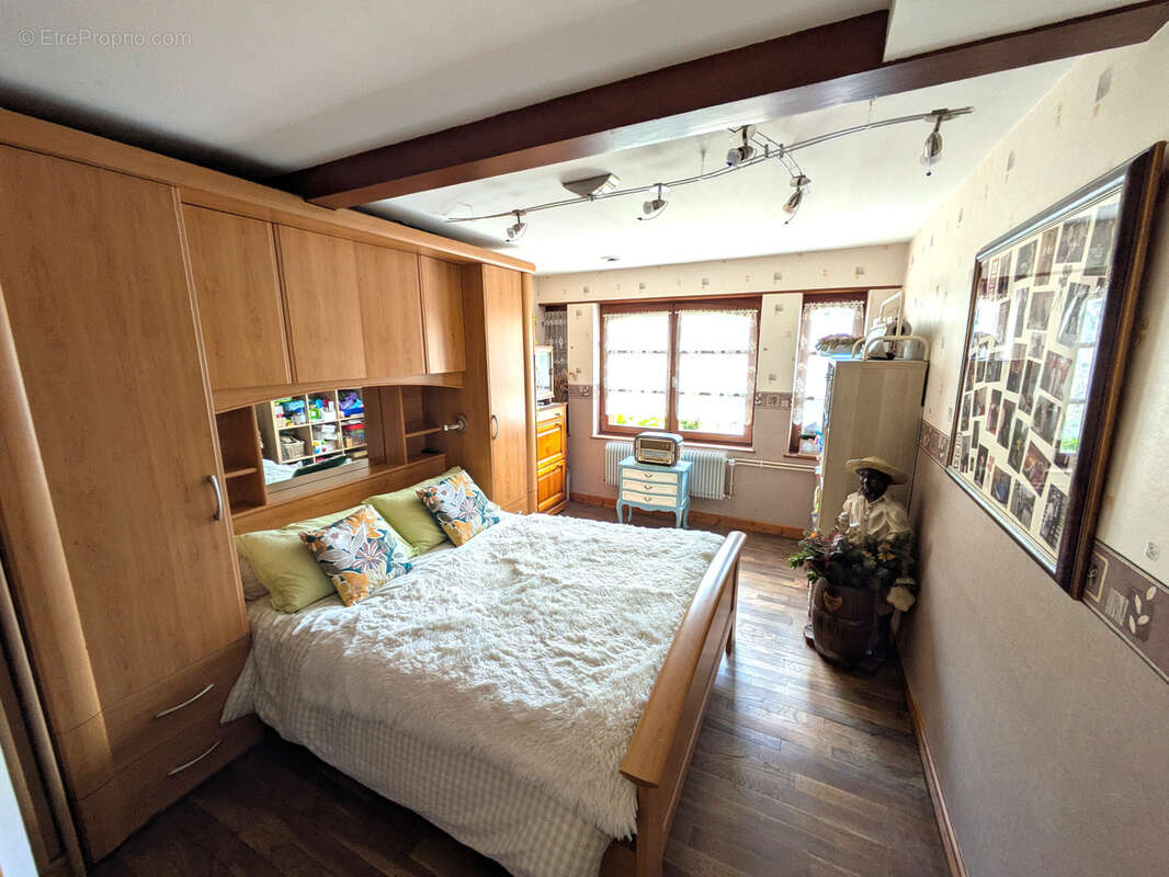 maison de 95.25m2 À Fougères, avec garage - photo 5