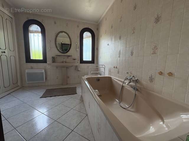 Maison à SAINT-ANDRE-DE-SANGONIS