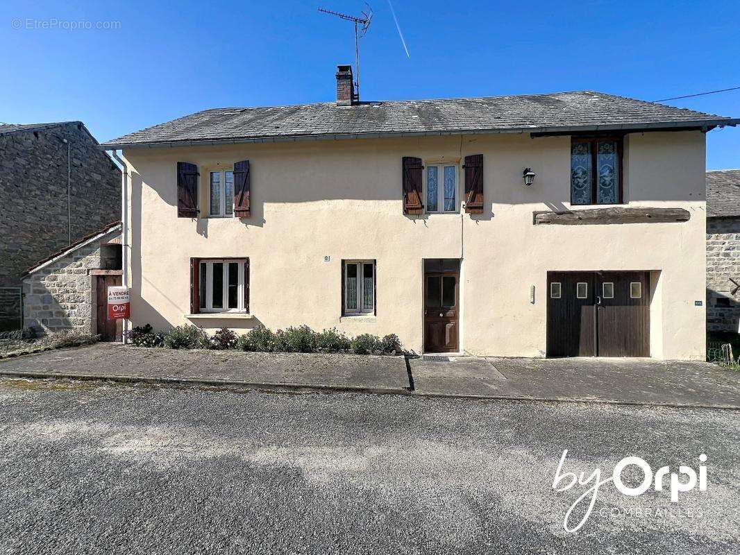 Maison à CHARENSAT