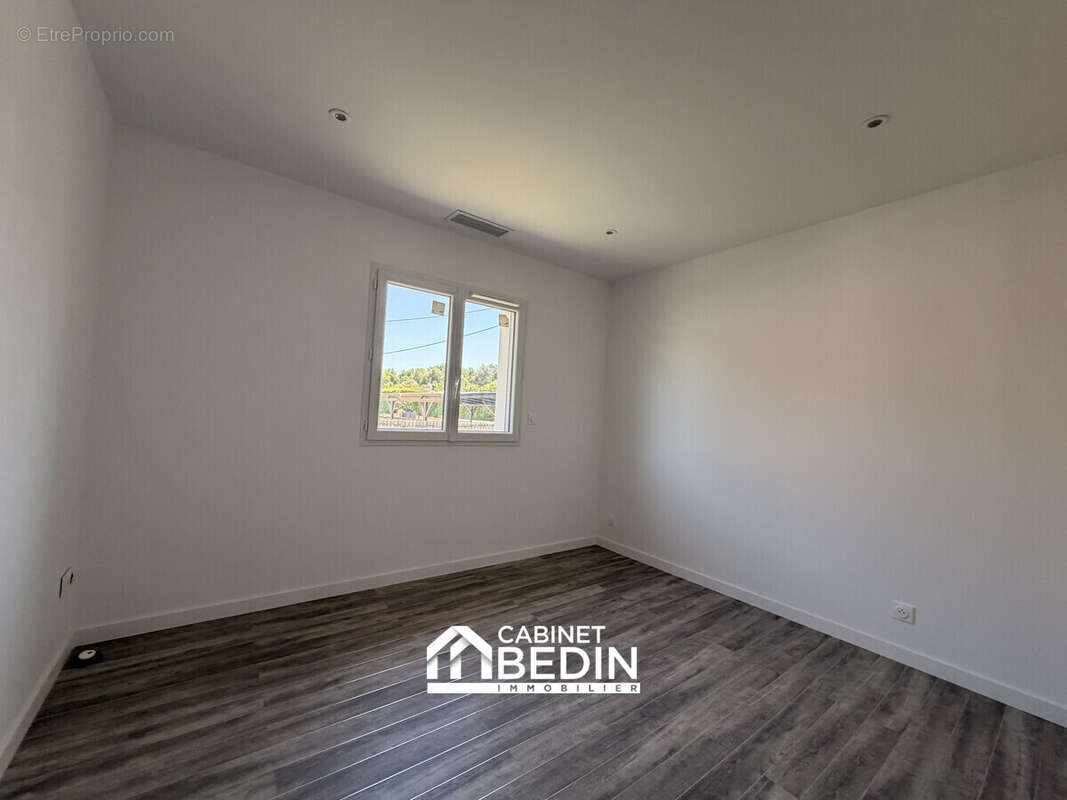 Maison 112 m² à Peujard  - photo 5