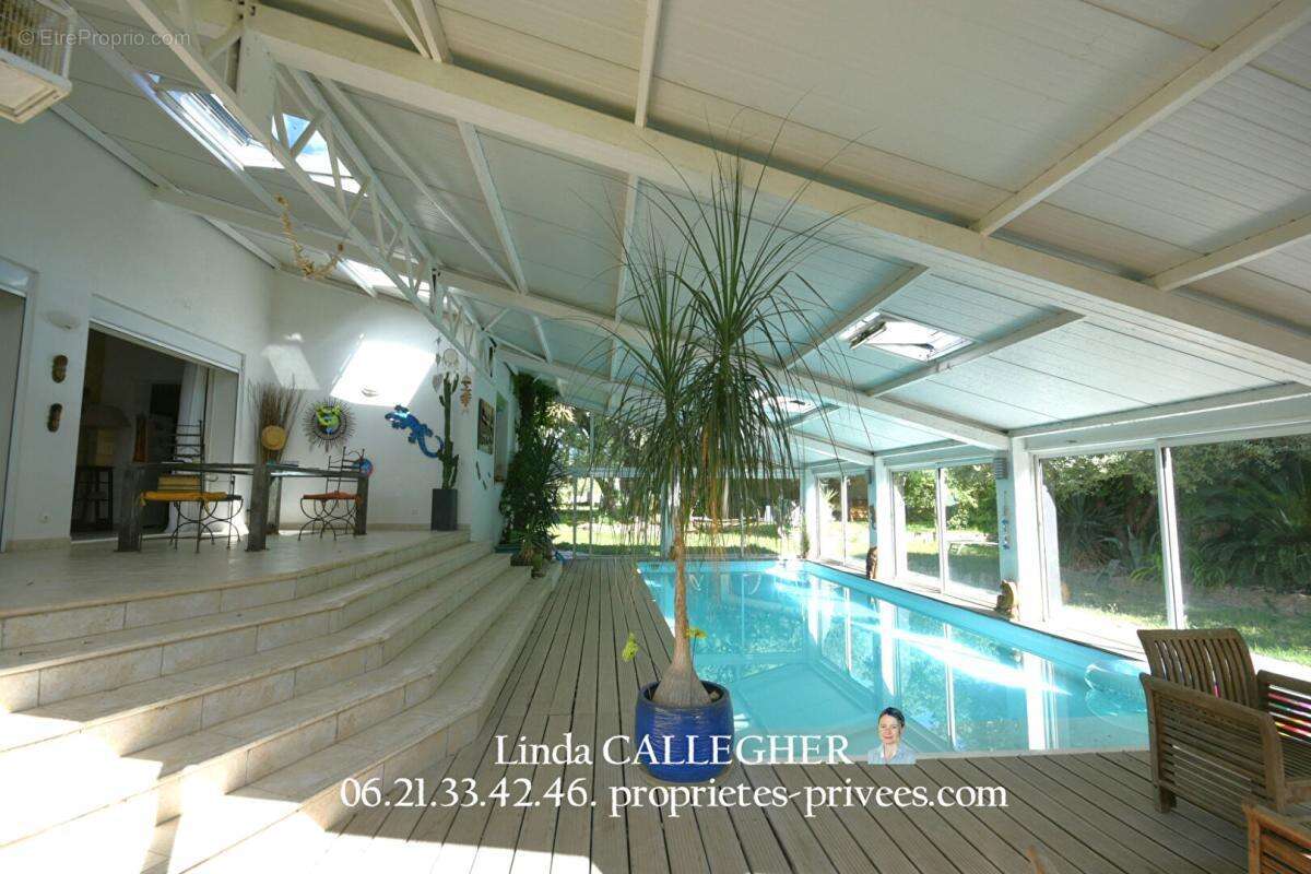 villa avec piscine et possibilité de parcellisé 600m2 - photo 4