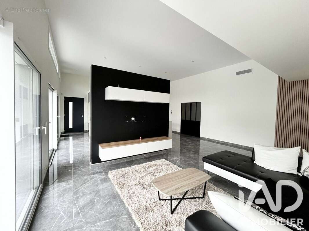 Maison 149 m² à Couzeix  - photo 7