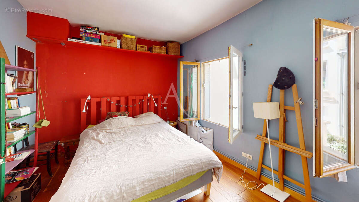 Appartement à PARIS-10E