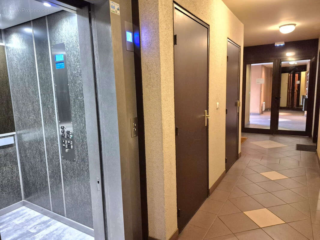 Appartement à THIAIS