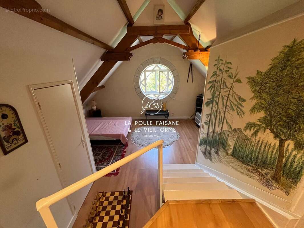 Maison à POIGNY-LA-FORET