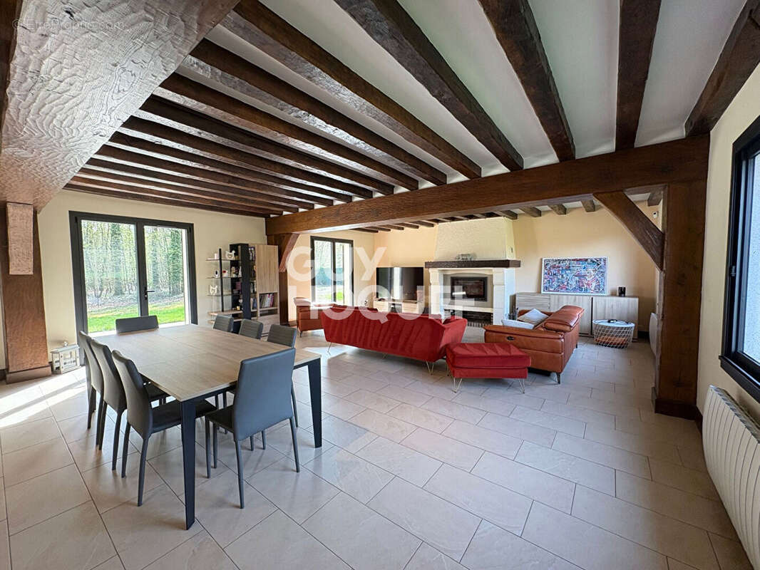 Maison à PULLAY
