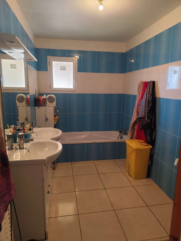 Maison à LEZIGNAN-CORBIERES