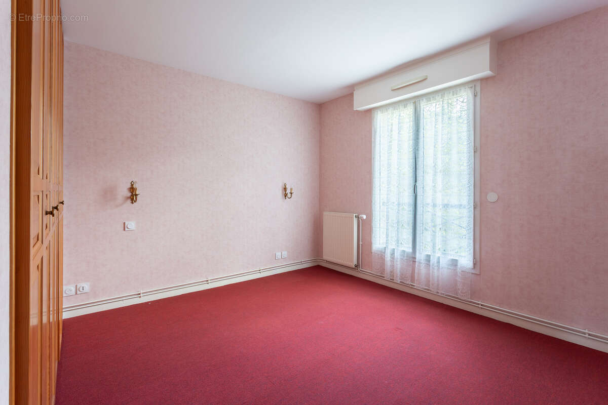 Maison à SARTROUVILLE