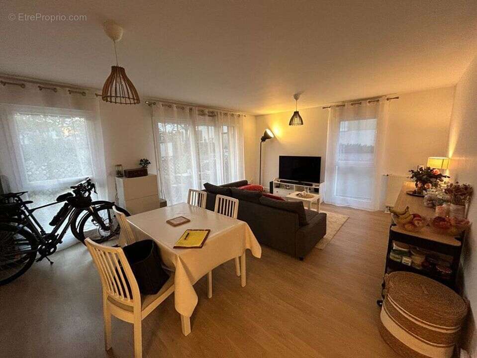 Appartement à VERSON