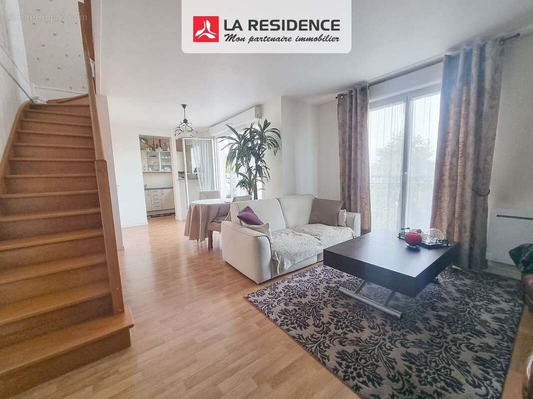 Appartement à STAINS