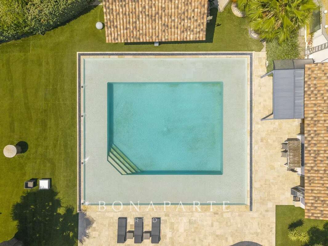 Roquebrune-sur-argens - nouveauté exclusivité propriété aux prestations haut de gamme - photo 5