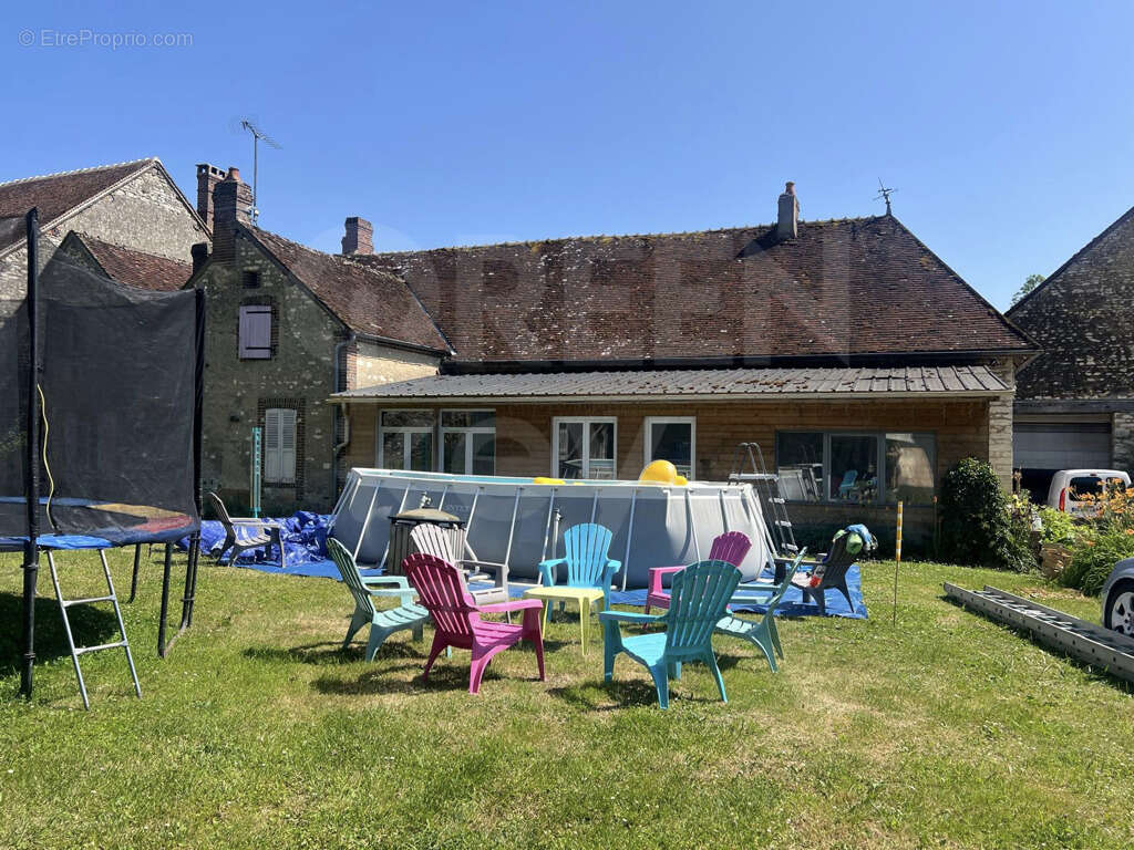 Maison à SAINT-MAURICE-THIZOUAILLE