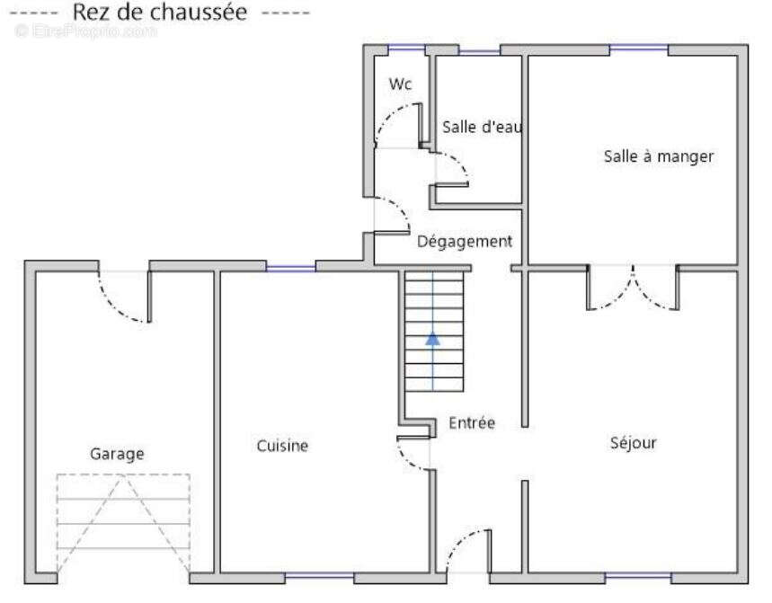 Maison à CHATEAUNEUF-DU-FAOU