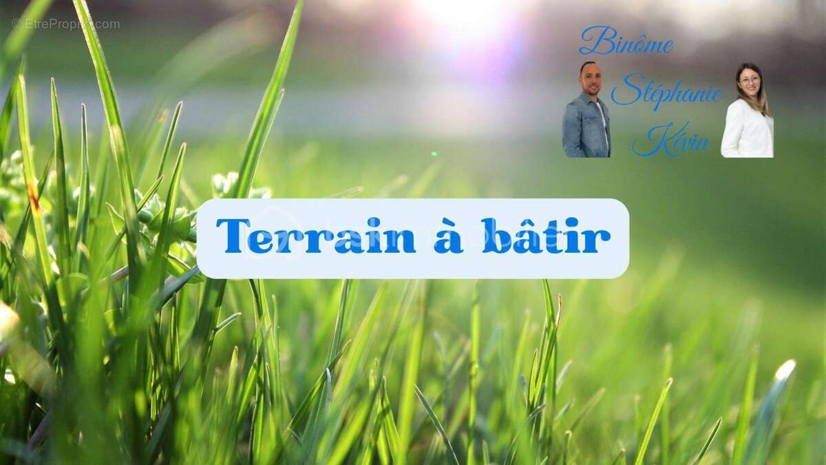 Terrain à COURNONSEC