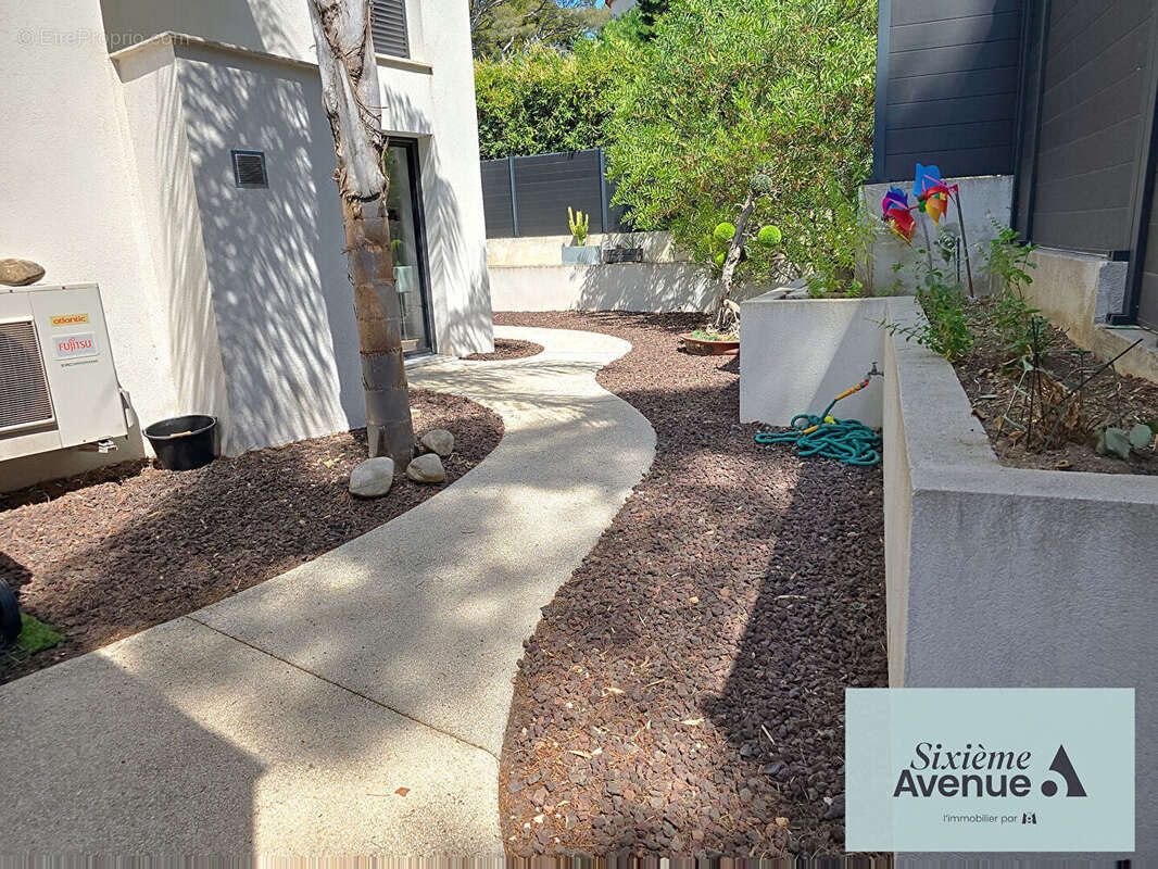 Appartement à SANARY-SUR-MER