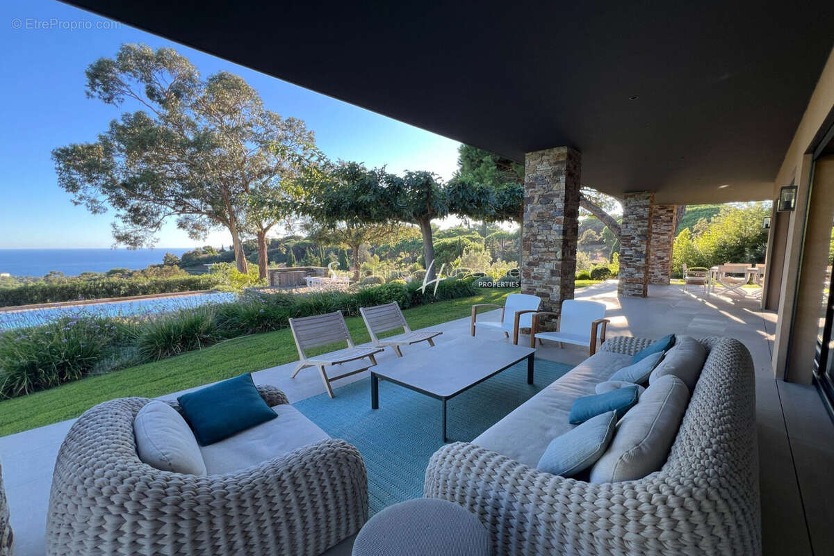 Maison à LA CROIX-VALMER