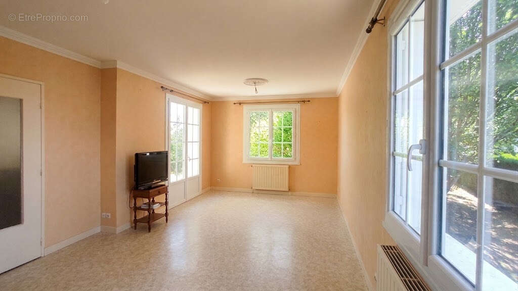 Maison à CHATELLERAULT
