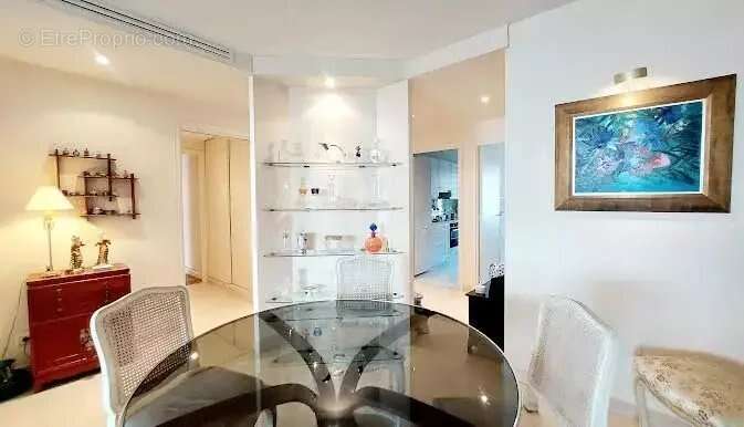 Appartement à LE CANNET