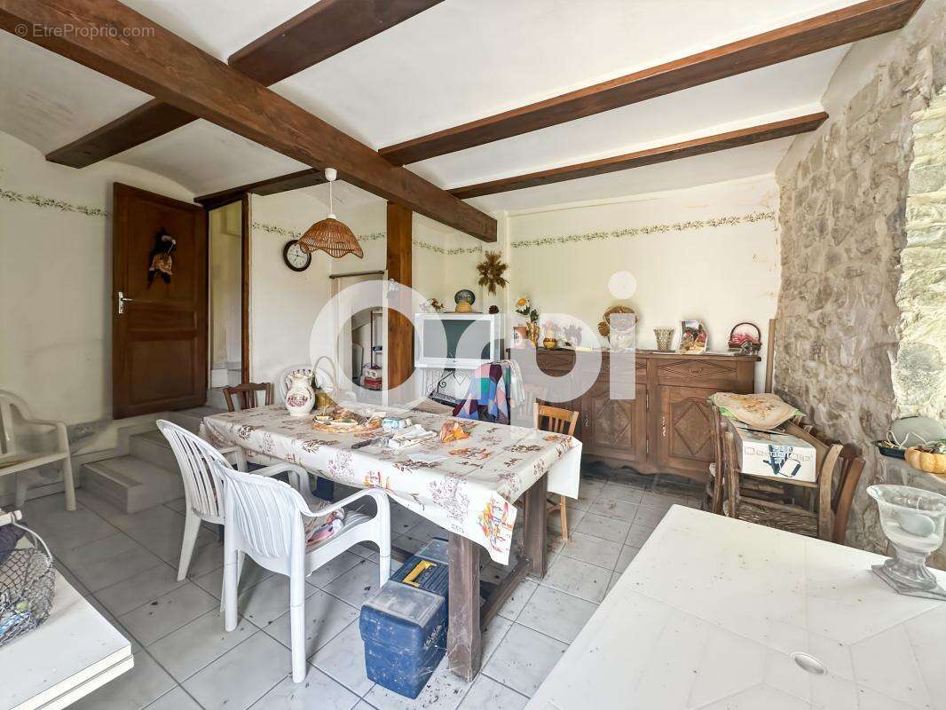 Maison à PRADONS