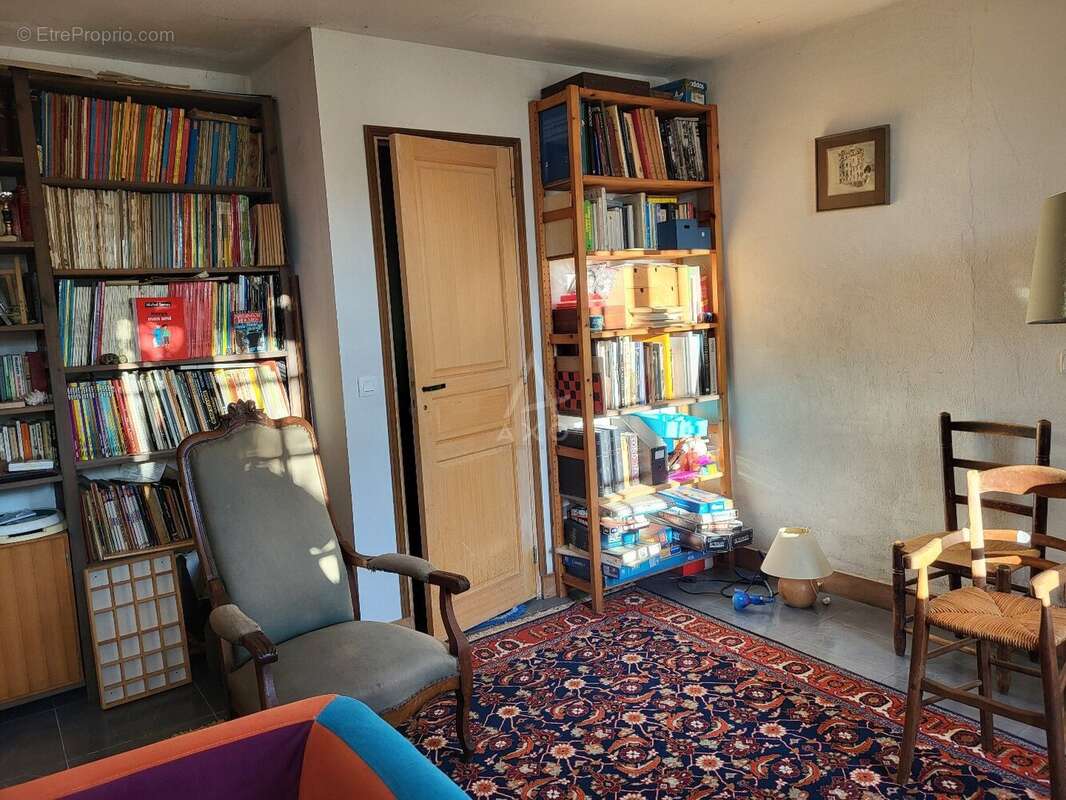 Maison à FROMENTIERES