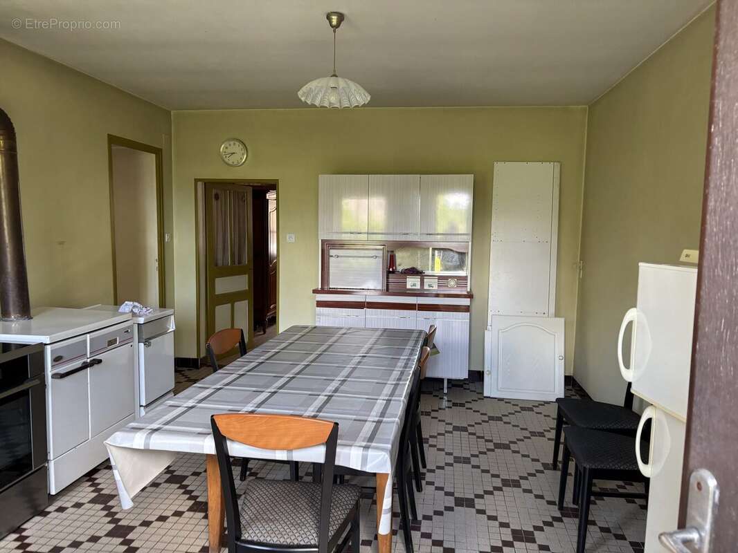 Maison 100 m² à Aillieres-Beauvoir  - photo 2
