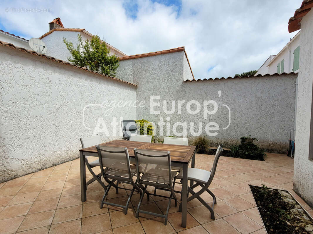 Maison à LES MATHES