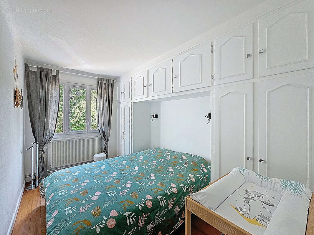 F4 rénové avec balcon et garage - secteur Libération à BAR LE DUC - photo 5