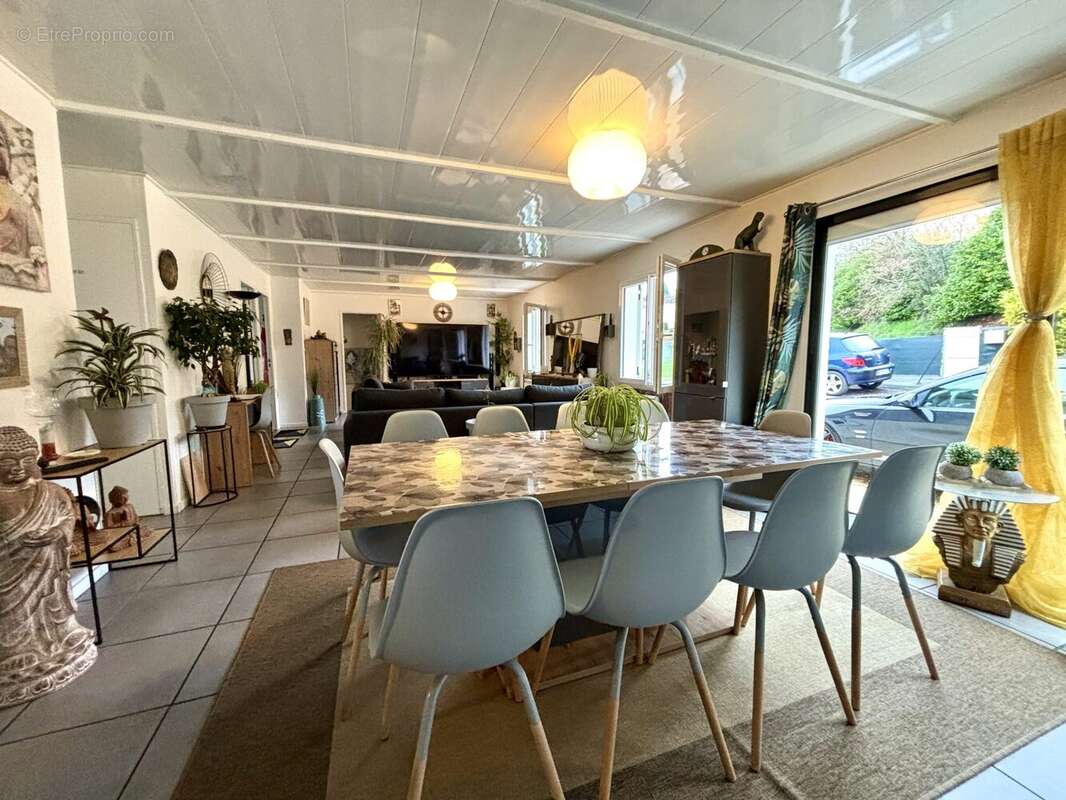 Maison à SAINT-JORY-LAS-BLOUX