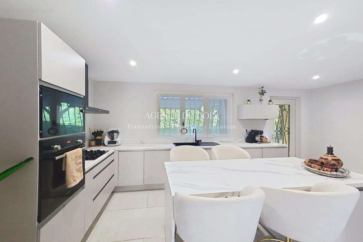 Maison à DRAGUIGNAN