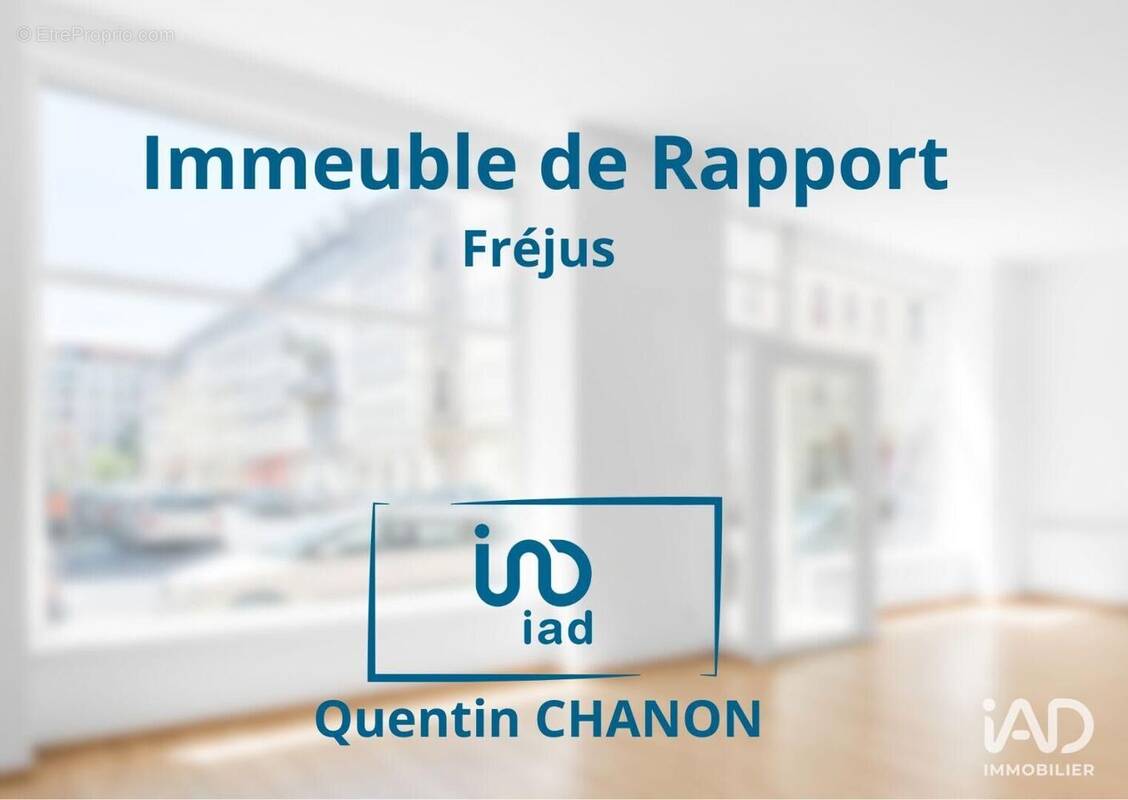 Photo 1 - Commerce à FREJUS