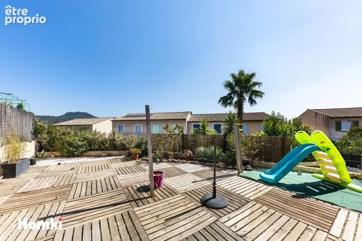 Maison/Villa T5 de 94 m² à Roquebrune-sur-Argens 83520 - photo 4