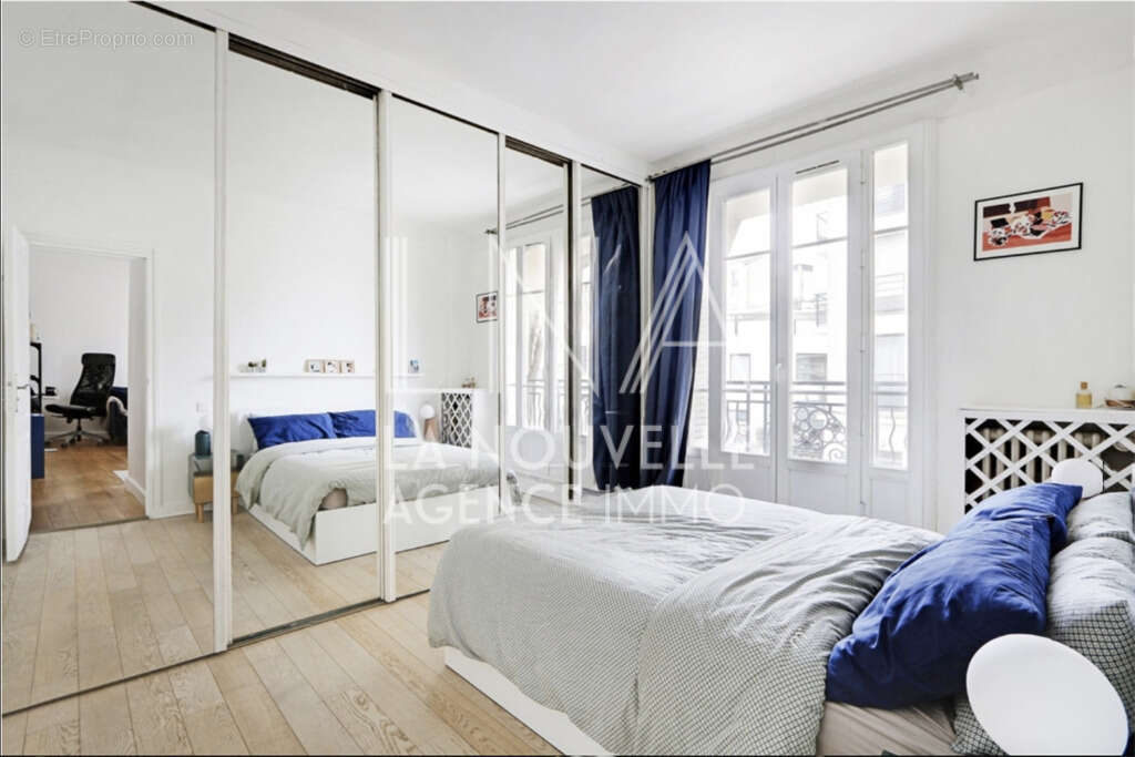 Appartement à LES LILAS