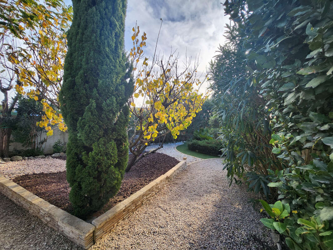 Maison à SAINT-MAXIMIN