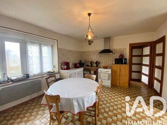 Maison 159 m² à Val-Des-Marais  - photo 3