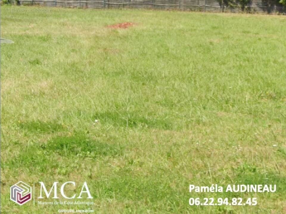 Terrain à PORTETS