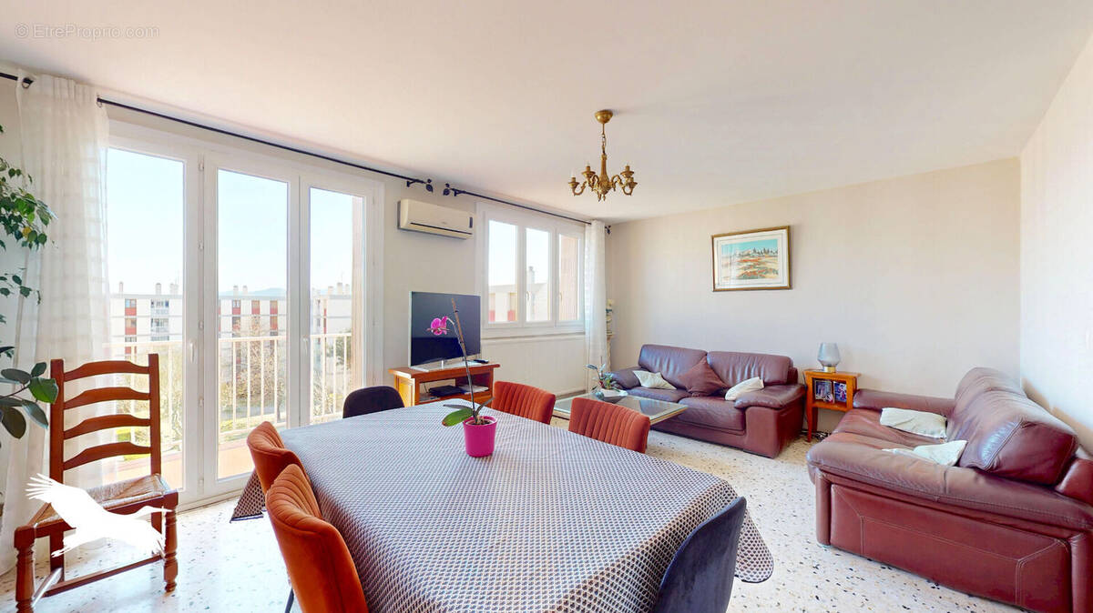 Appartement à MARSEILLE-13E