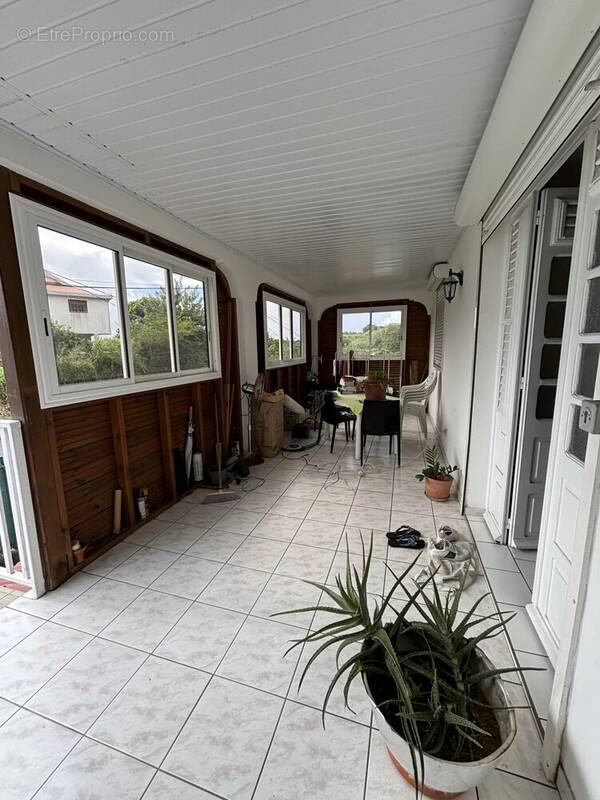 Maison à SAINTE-ANNE
