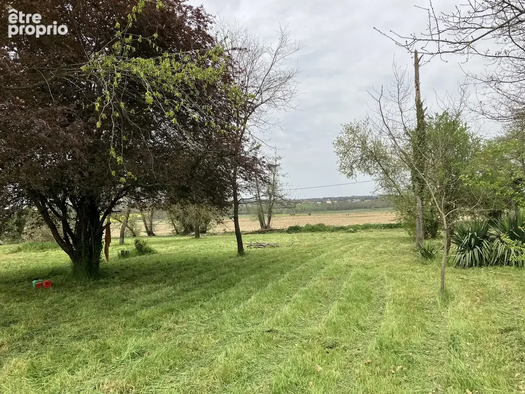 Terrain à MONDAVEZAN