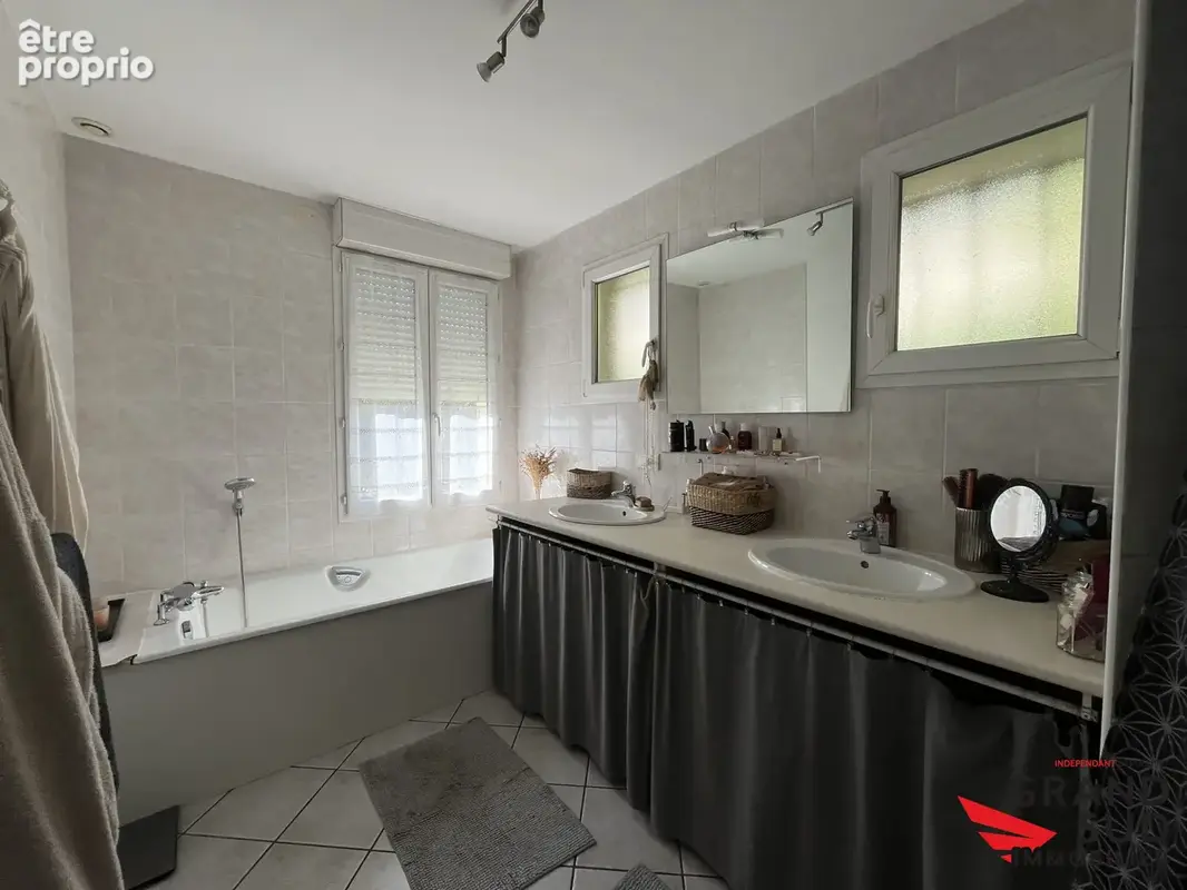 Maison 6 pièces 185 m² à vendre à Cadaujac (33140) - photo 7
