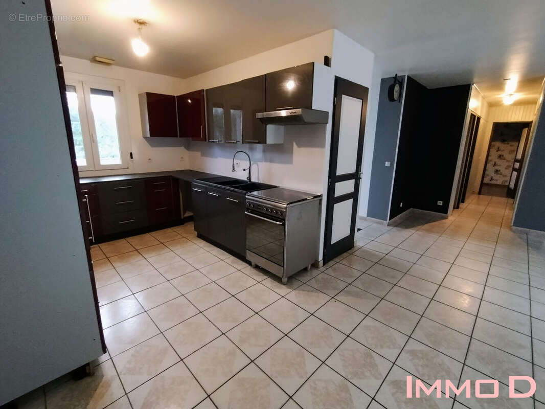 Maison à LES FORGES